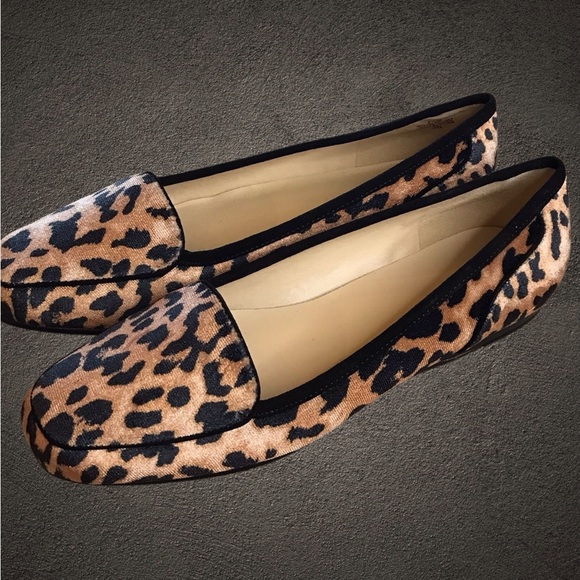 NWOT Bandolino Liberty Leopard Loafers Womens Size 6.5 - Picture 3 of 8